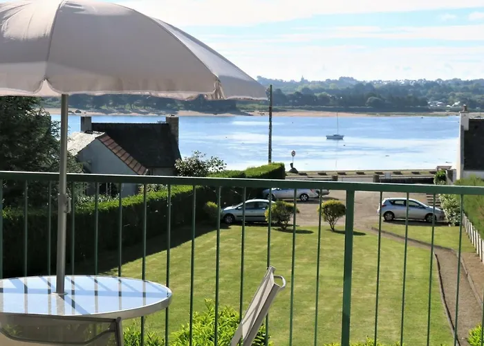 Appartement Renove Avec Terrasse A 200M Des Plages A Tregastel - Fr-1-368-122